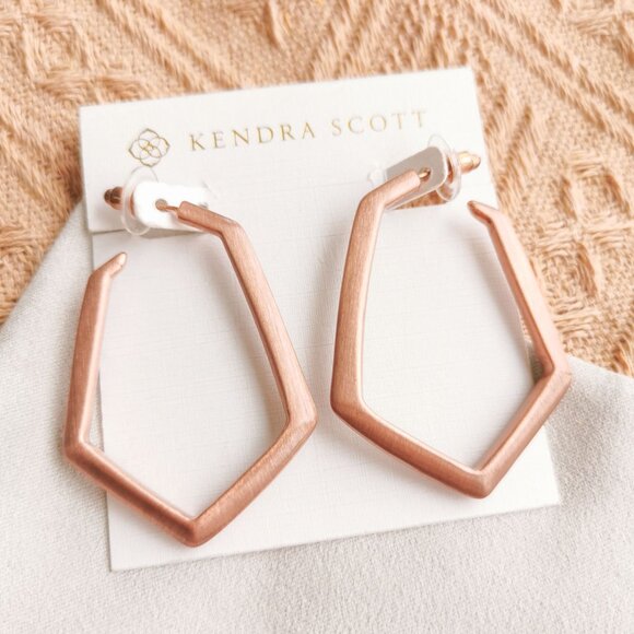 Kendra Scott Lonnie Hoop Earrings in Rose Gold - Picture 2 of 4
